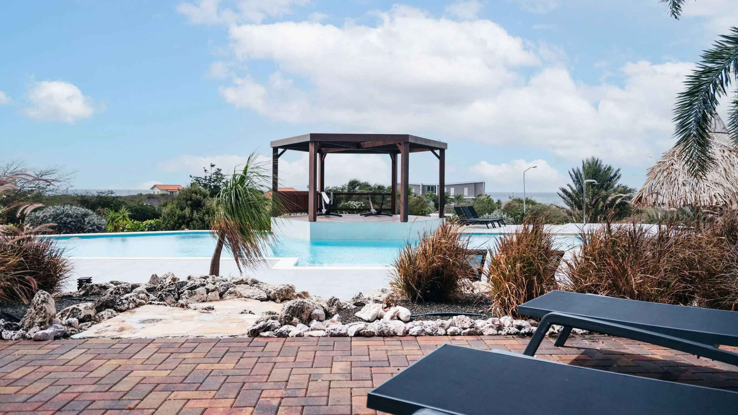 Holland House - Cape Marie 1401