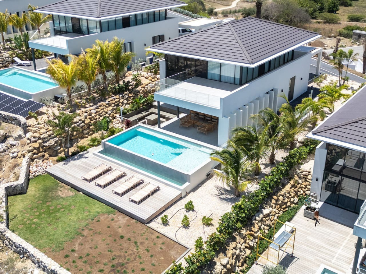 Holland House - Blue Bay - op een Klif met Fenomenaal Zeezicht