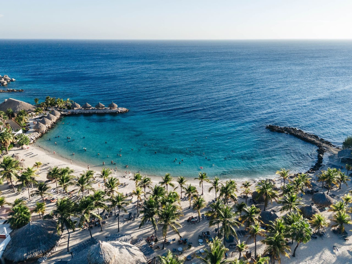 Holland House - Blue Bay - op een Klif met Fenomenaal Zeezicht