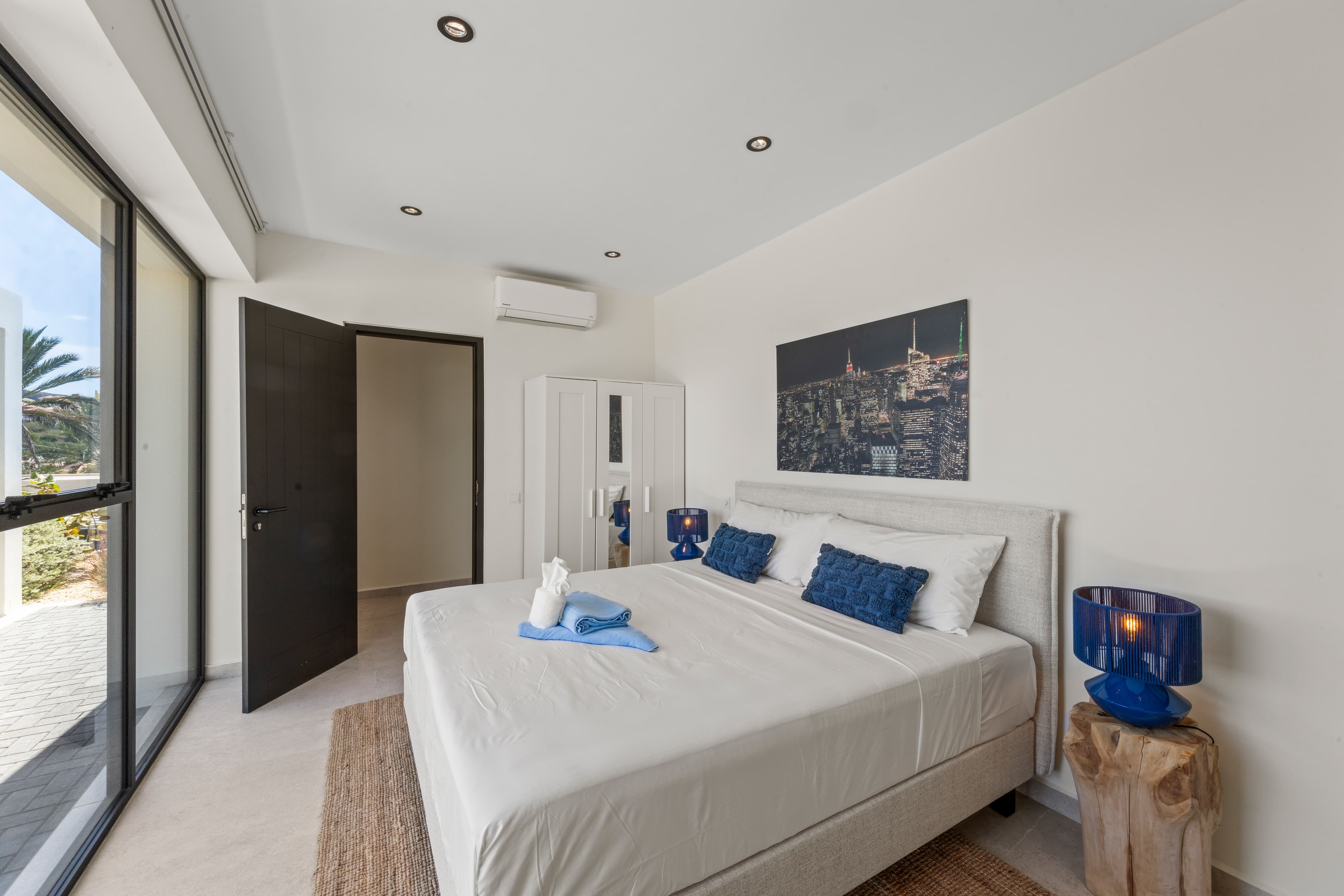 Holland House - Blue Bay - op een Klif met Fenomenaal Zeezicht