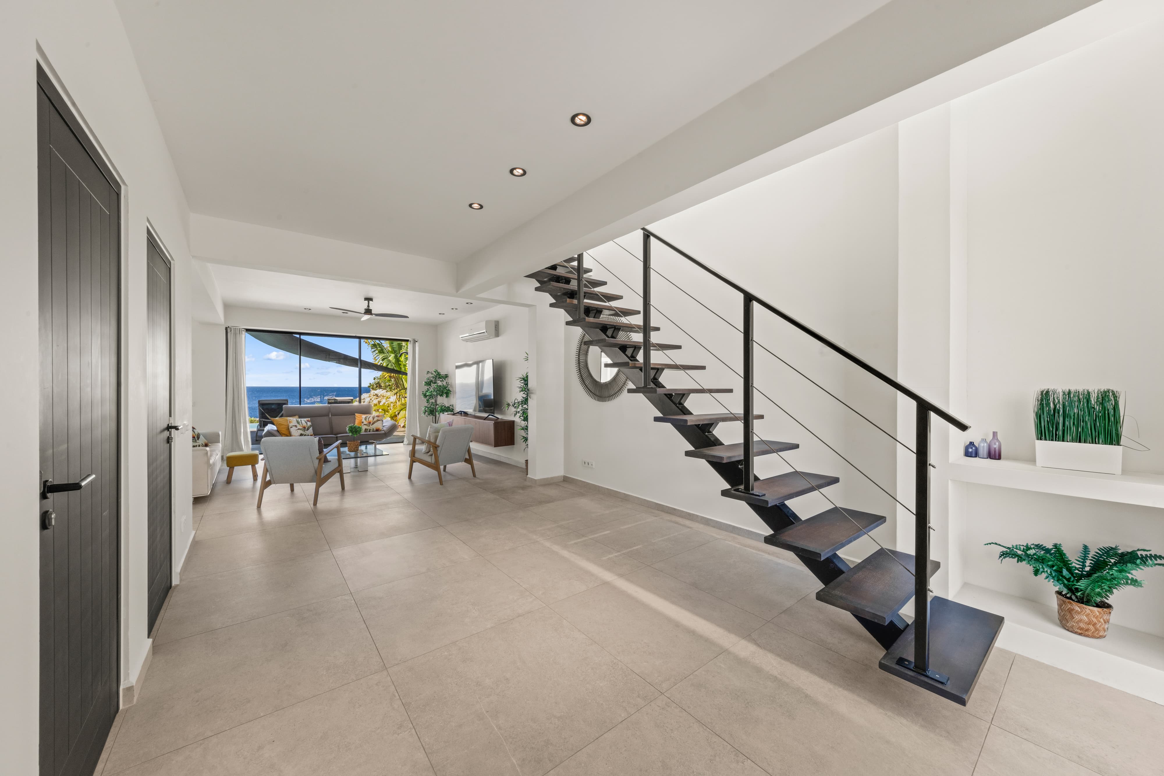 Holland House - Blue Bay - op een Klif met Fenomenaal Zeezicht