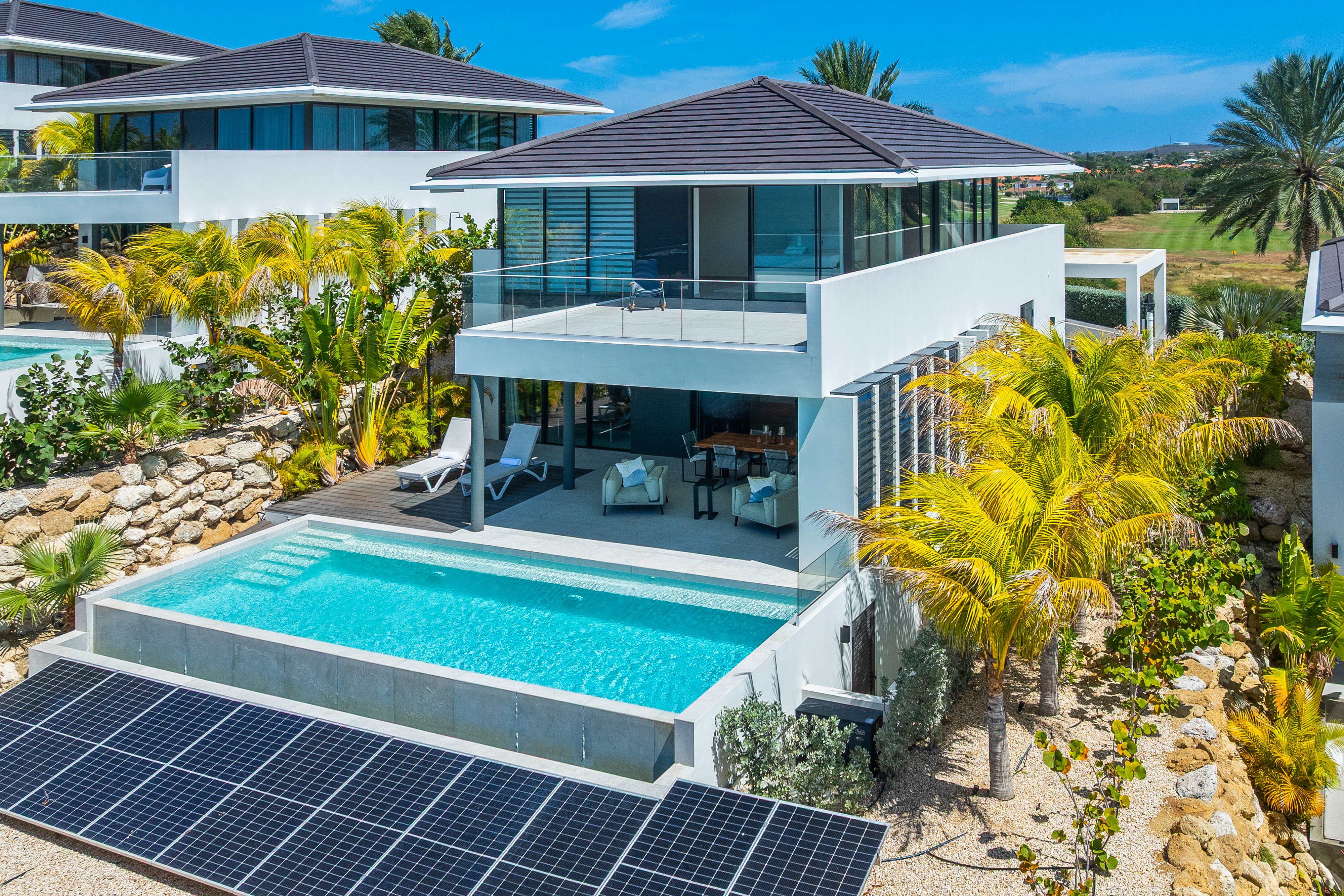 Holland House - Blue Bay - op een Klif met Fenomenaal Zeezicht