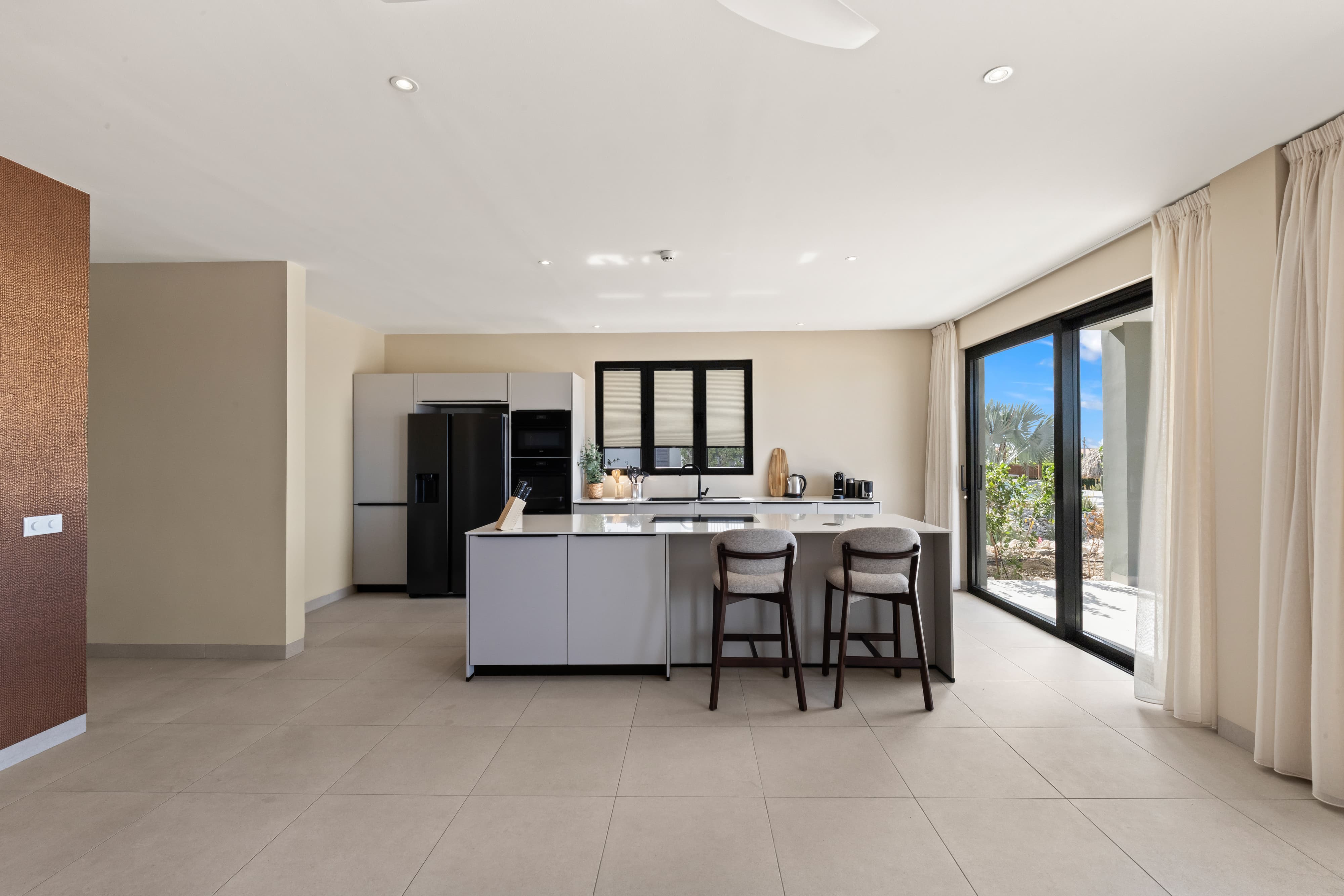 Holland House - Cape Marie C4