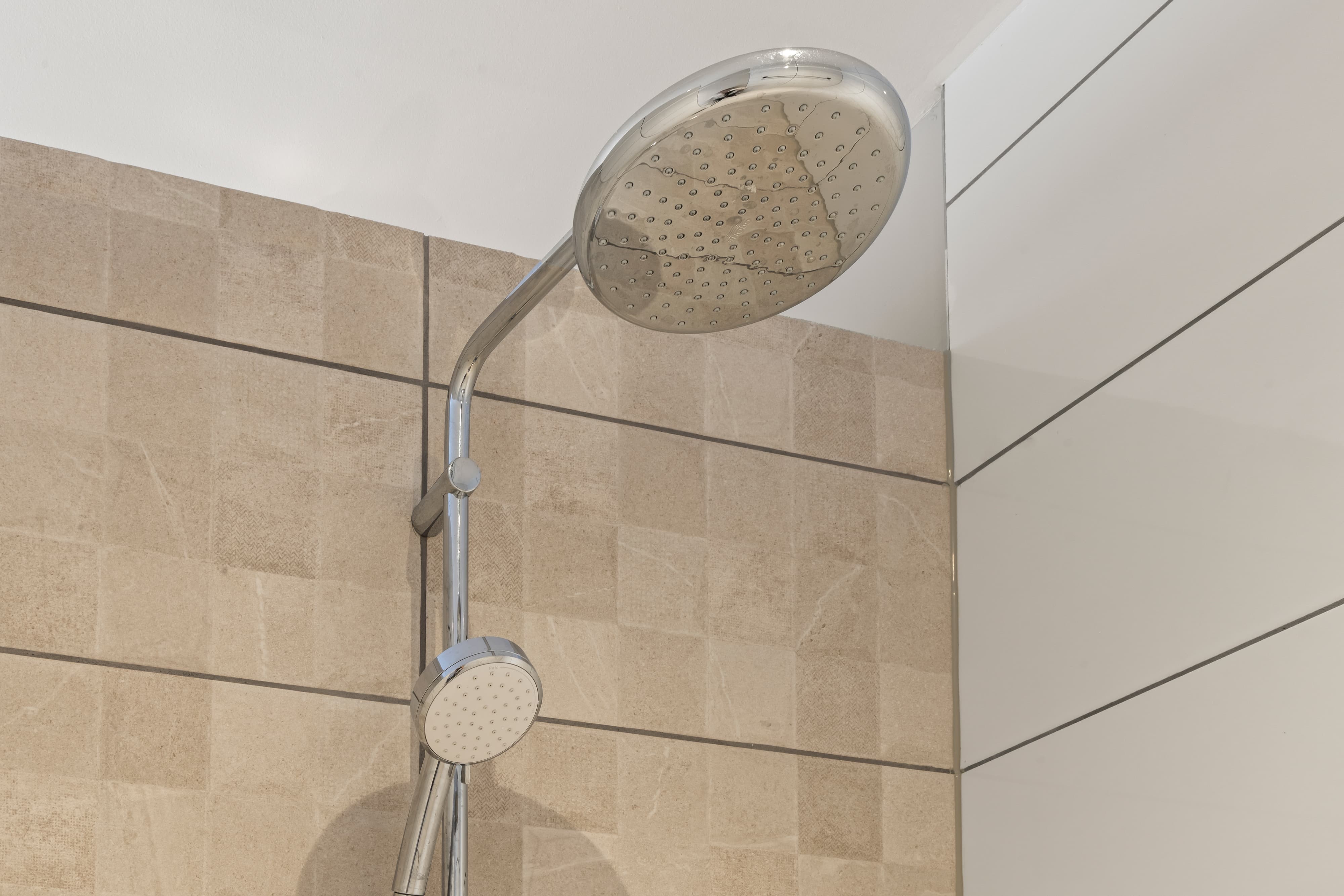 Holland House - Cape Marie C4